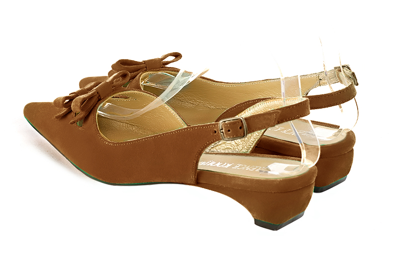 Caramel brown women's open back shoes, with a knot. Pointed toe. Flat kitten heels. Rear view - Florence KOOIJMAN